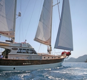 Gulet Deluxe Serenity 86